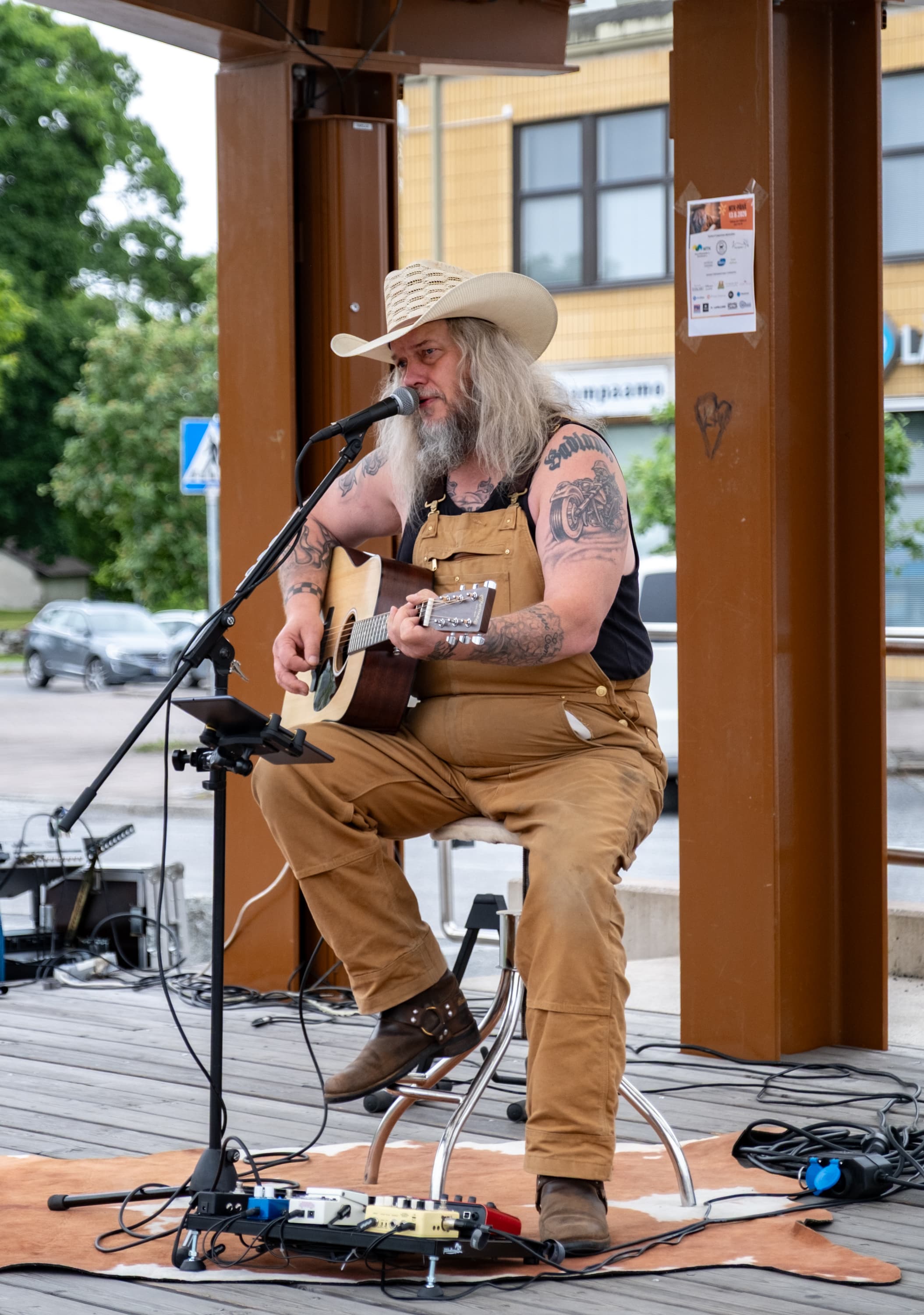 Stenari esiintymässä MTK-päivässä 13.6.2026